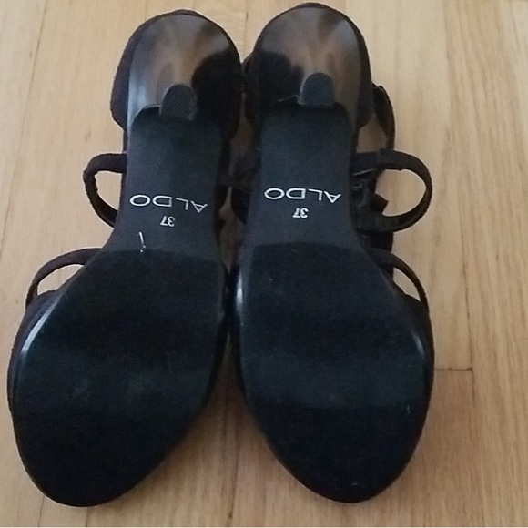 NWT Aldo Black Suede Ruffle Accent Open Toe Pump -Size 6.5 - Picture 9 of 11